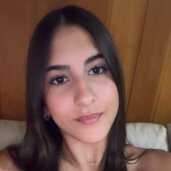 Babysitter in São José do Rio Preto: Nicolly