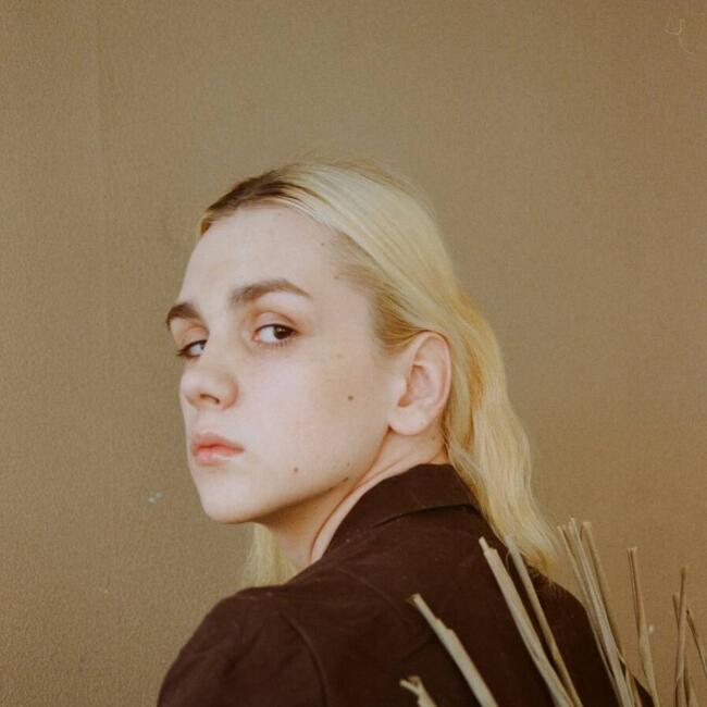 Babysitter in Budapest: Aleksei