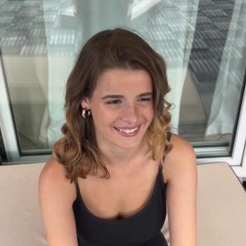 Babysitter in Duisburg: Emi