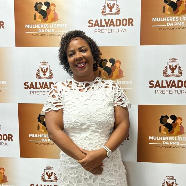 Babysitting job in Salvador: Adriana