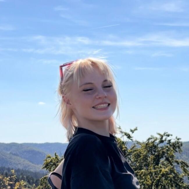 Babysitter in Aix-en-Provence: Lio