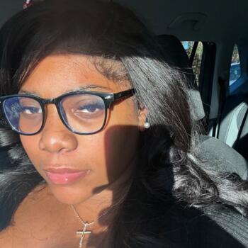 Babysitter in Houston: Teja