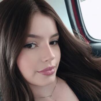 Babá em Lages: Laura