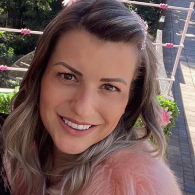 Babysitting job in Porto Alegre: Michelle