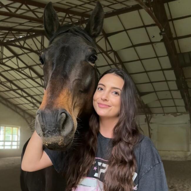 Babysitter in Budapest: Dominika