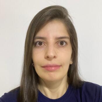 Babysitter in São João da Boa Vista: Mayra