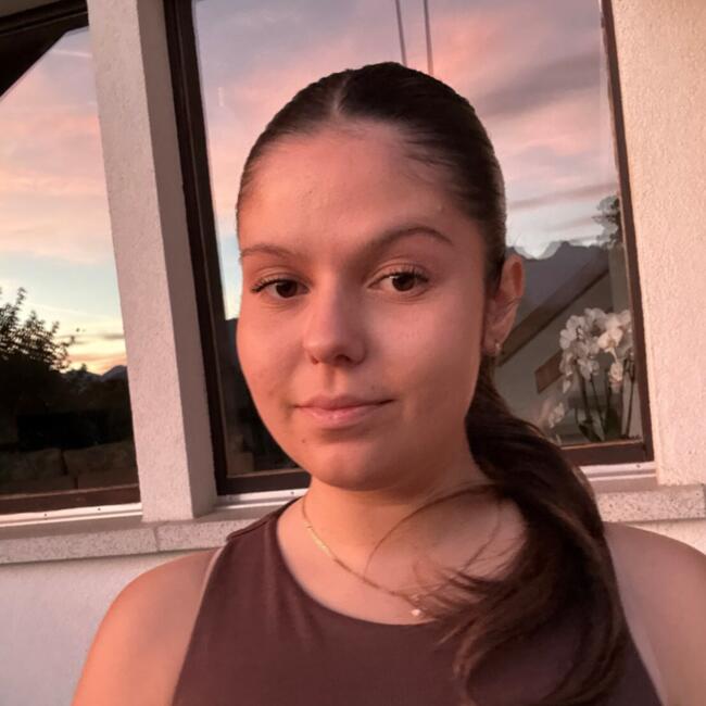 Babysitter in Ollon: Leticia
