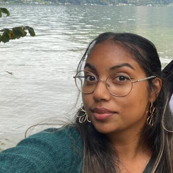 Babysitter in Dartford: Divika