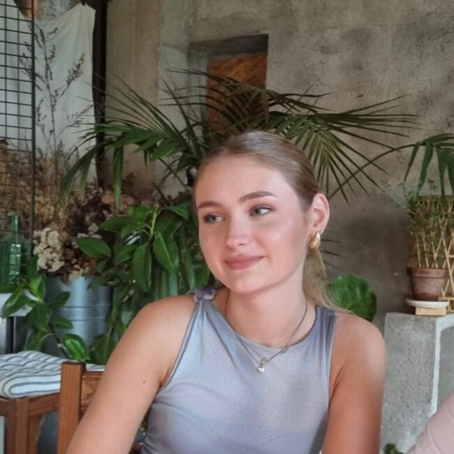 Babysitter in Bologna: Anna