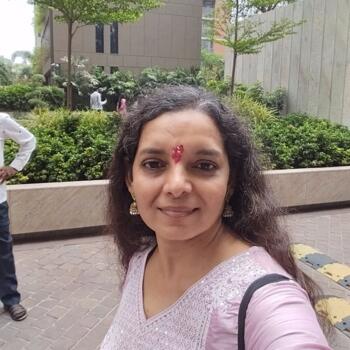 Babysitter in Ahmedabad: Arti