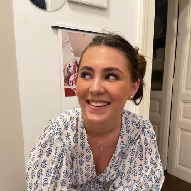 Babysitter in Vienna: Sophie