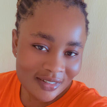 Babysitter in Bouaké: Charlène