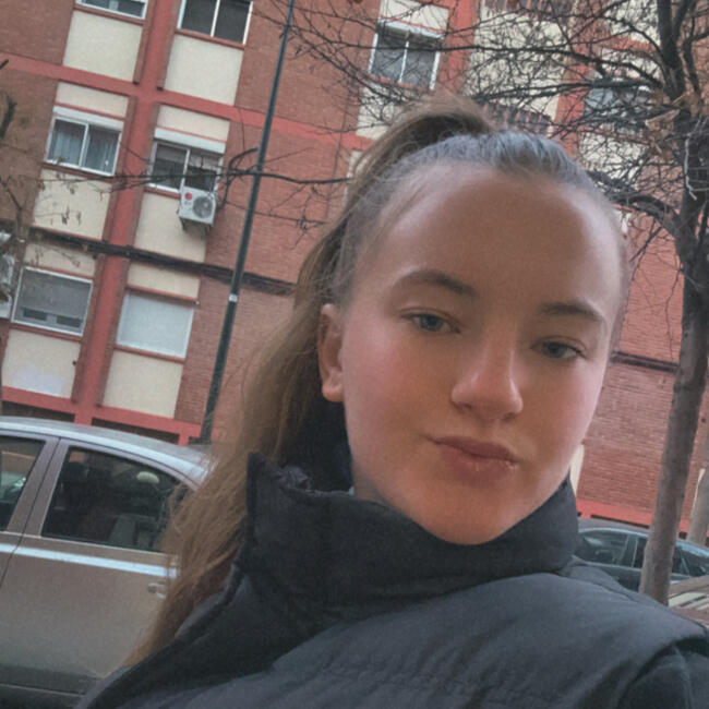 Canguro en Zaragoza: Cristina