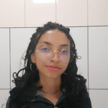 Babá em Feira de Santana: Lorrane