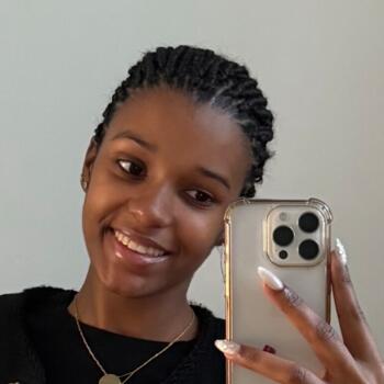 Babysitter in Forest: Grace