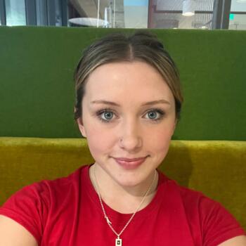 Babysitter in Spiddal: Brianna