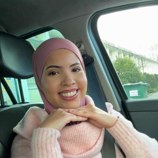 Babysitter in Orléans: Manal