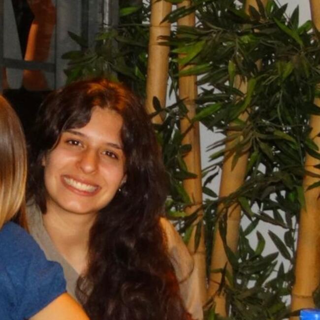 Babysitter in Santa Iria da Azóia: Maria