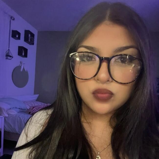Babysitter in Rosharon: Gabriela
