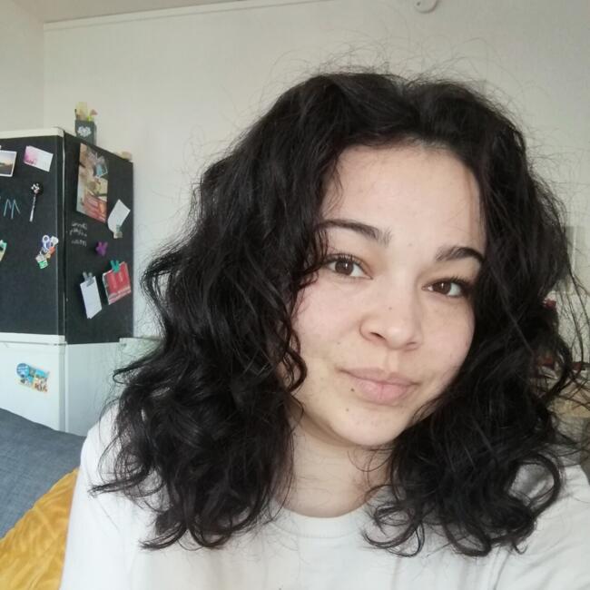 Babysitter in Villeurbanne: Anna