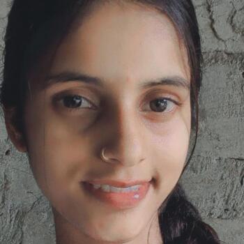 Babysitter in Azamgarh: Anamika