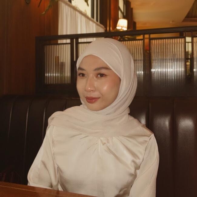 Lowongan pekerjaan babysitting di Jakarta: Salwa