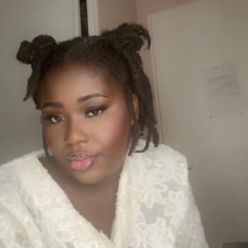 Babysitter Cergy: Cindy