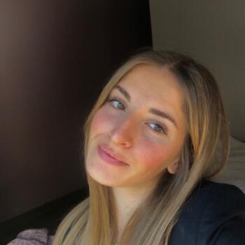 Babysitter in Messigny-et-Vantoux: Louise