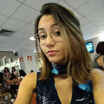 Emprego de babá em Betim: emprego de babá Juliane