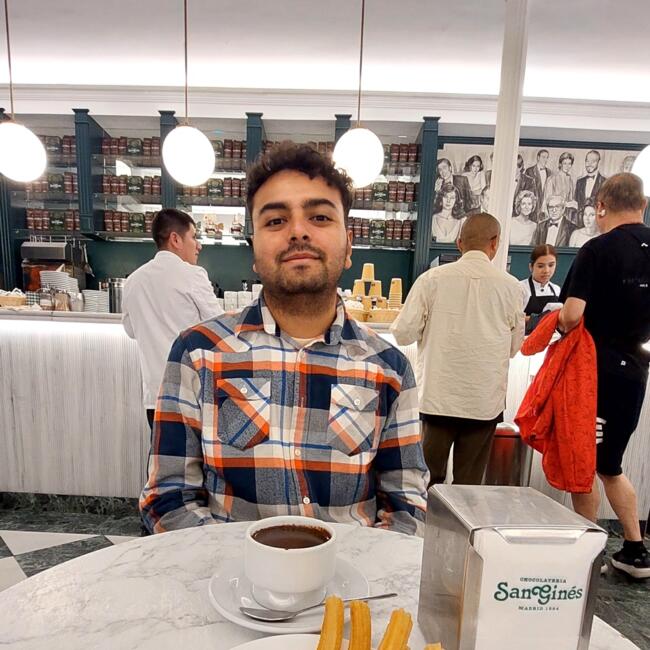 Babysitter in Santa Pola: Johan Bernal