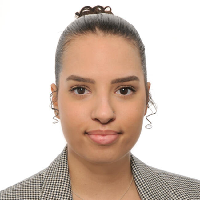 Babysitter in Sanem: Luciana