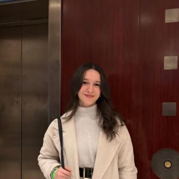 Babysitter in Livry-Gargan: Feriel