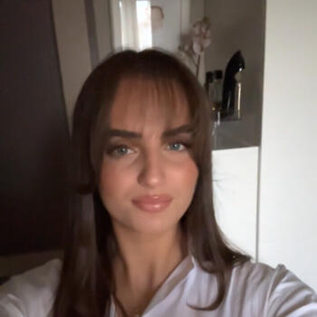 Babysitter in Le Havre: Kaylia