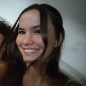 Babysitter in Natal: Sophia