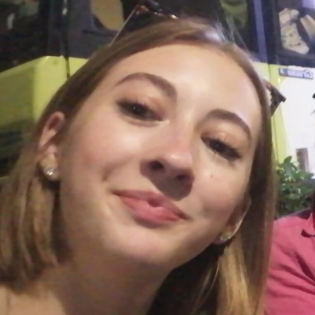 Babysitter in Faches-Thumesnil: Nicole