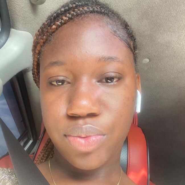 Babysitter in Spanish Town: Kareen