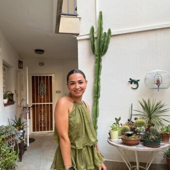 Babysitter in Saint-Géréon: Lilou