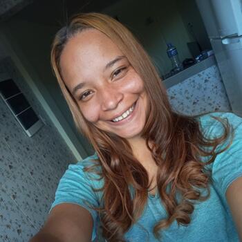 Babá em Blumenau: Camila