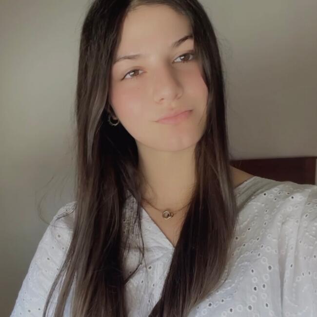 Babysitter in Montevideo: Majo