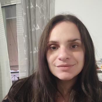 Babysitter in Athens: Έλενα