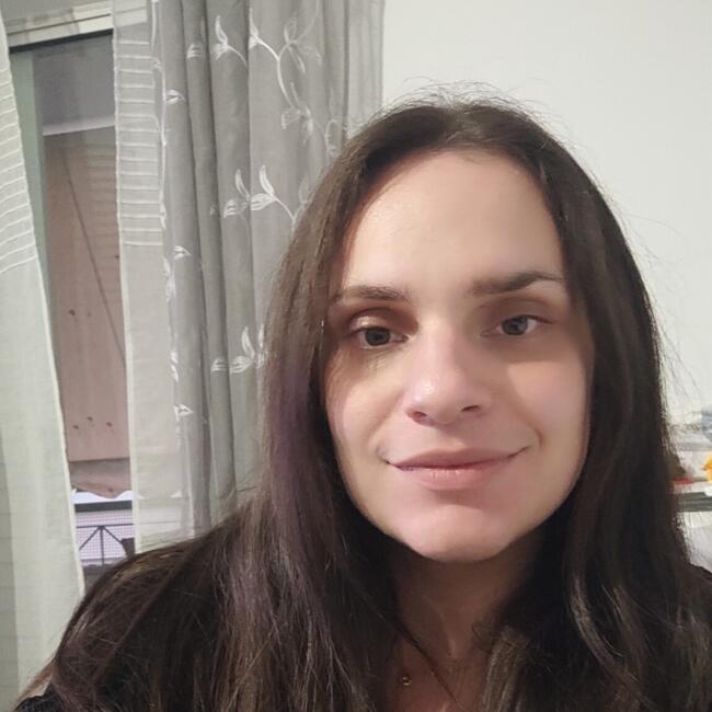 Babysitter στην περιοχή Αθήνα: Έλενα