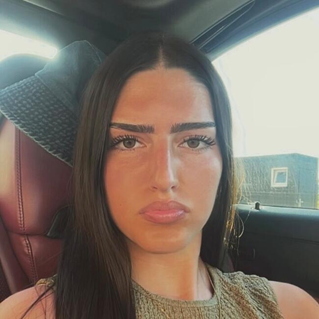 Babysitter in Rambrouch: LauraLiza