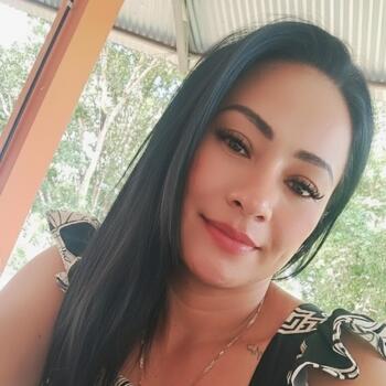 Babysitter in Rio Branco: Cristiana