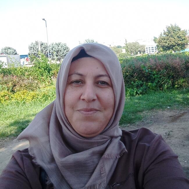 Babysitter in Istanbul: Ayşegül