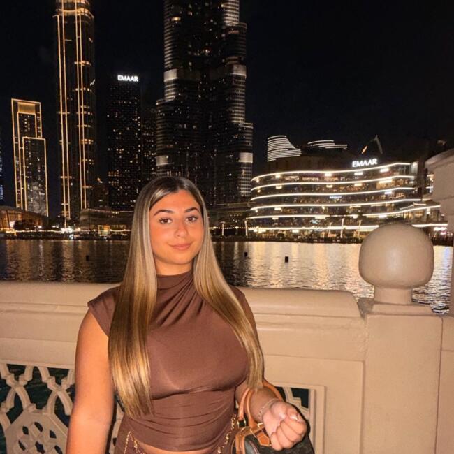 בייביסיטר ב- אשדוד: Shirel