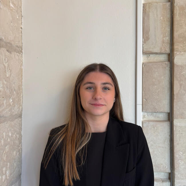 Babysitter in Limassol: Marine