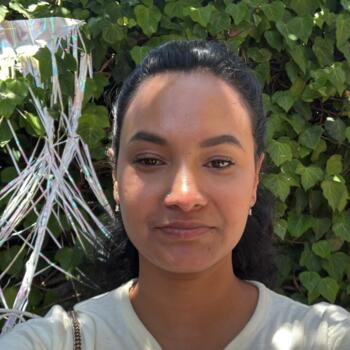 Babysitter in Cascais: Sita