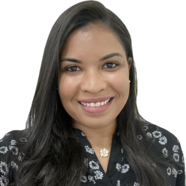 Babysitter in Magé: Juliane