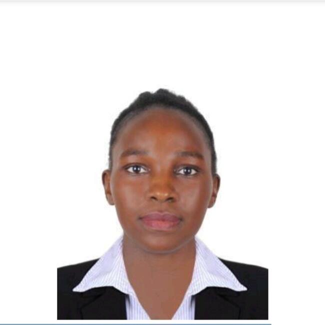 مربية أطفال في دبي: Jane