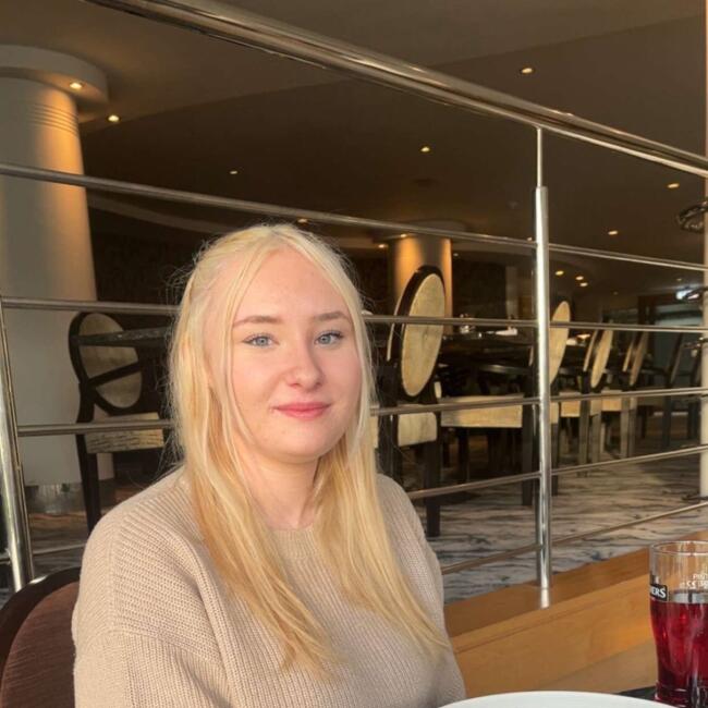 Babysitter in Liverpool: Ellie